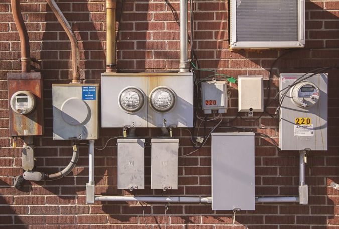 boxes-alley-city-downtown